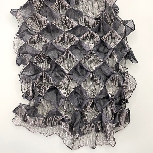 Luxe Metallic Silk Boa - Picture 3 of 6